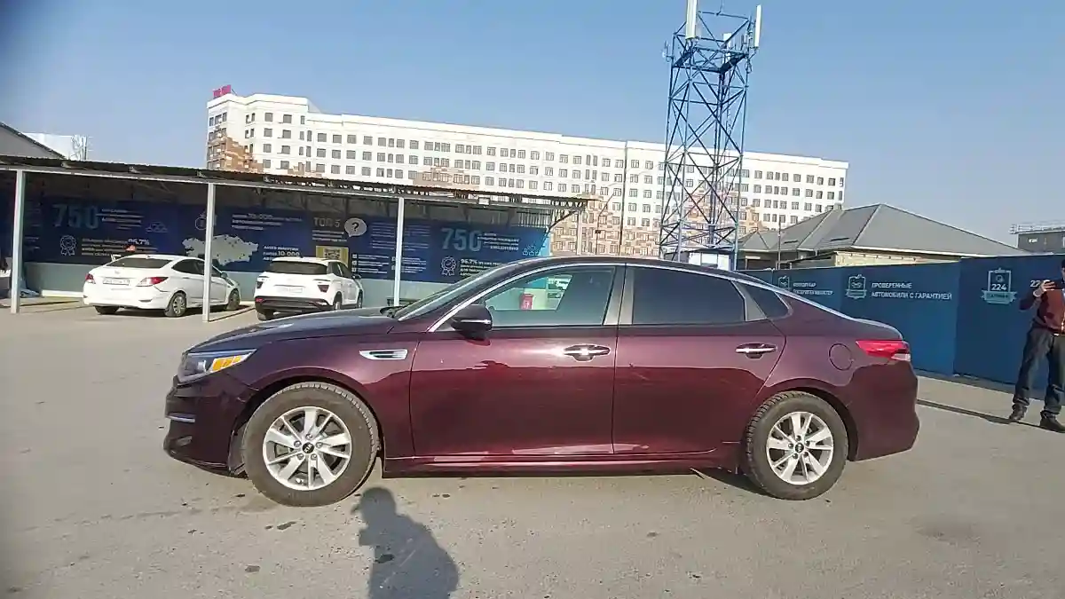 Kia Optima 2017 года за 8 500 000 тг. в Шымкент