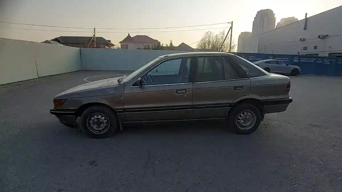 Mitsubishi Lancer 1990 года за 800 000 тг. в Шымкент