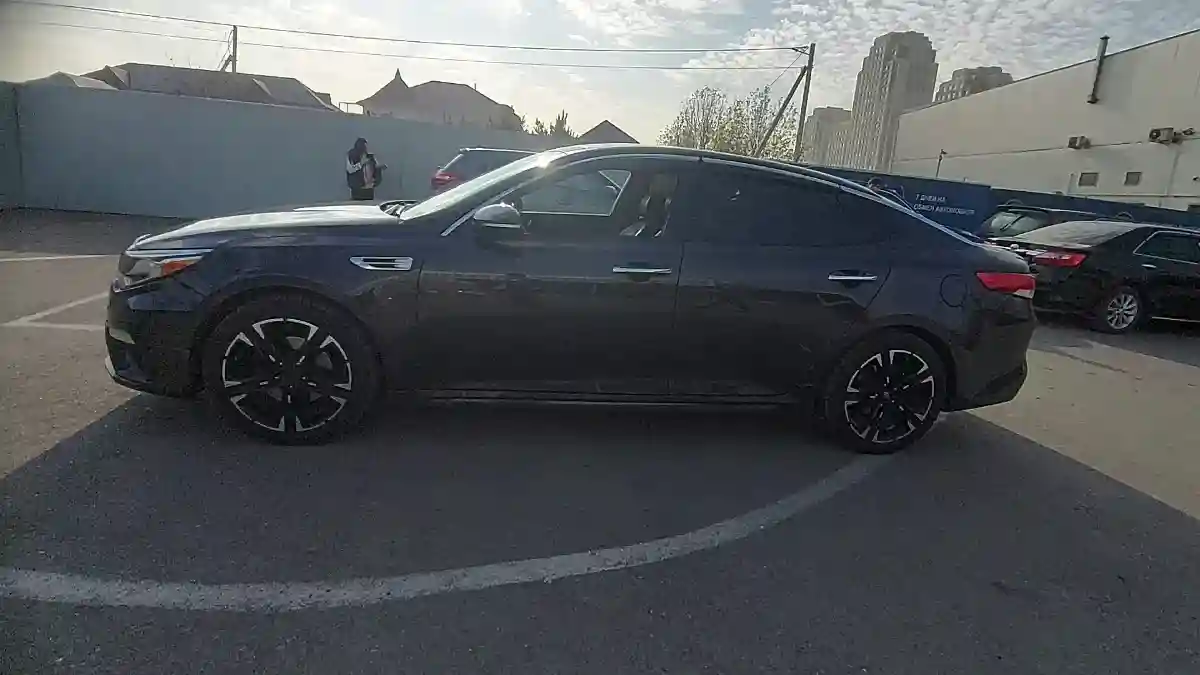 Kia Optima 2018 года за 10 000 000 тг. в Шымкент