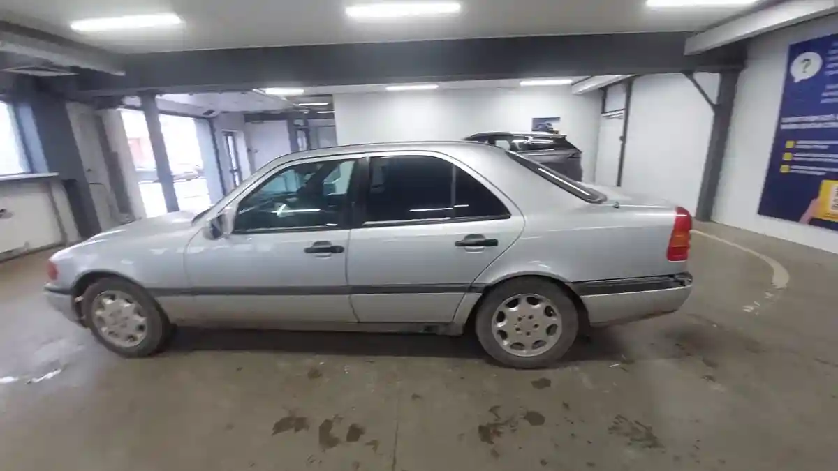 Mercedes-Benz C-Класс 1995 года за 1 000 000 тг. в Астана