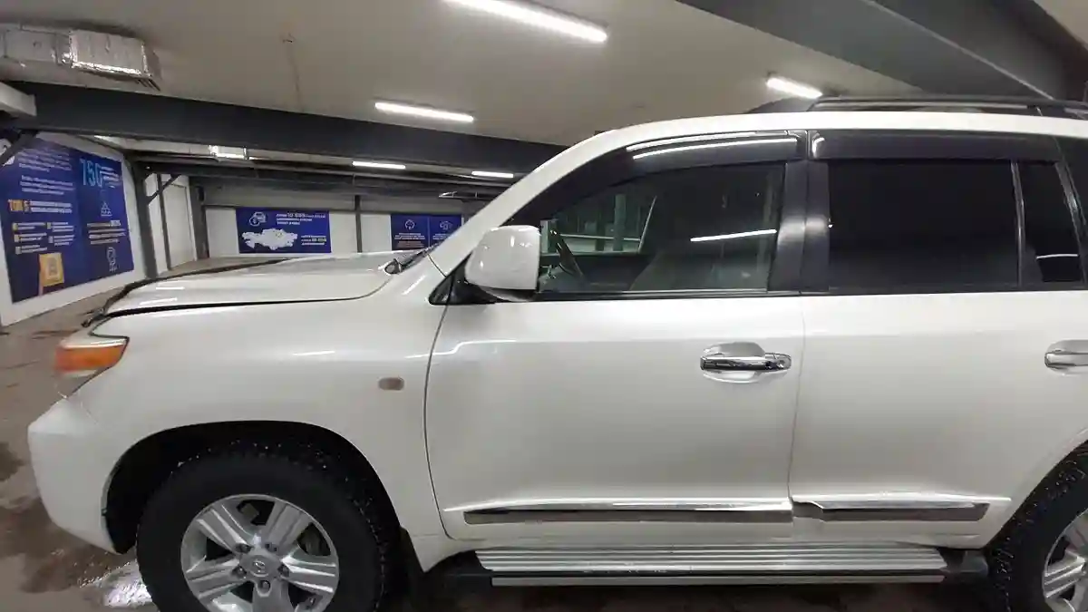 Toyota Land Cruiser 2008 года за 16 500 000 тг. в Астана