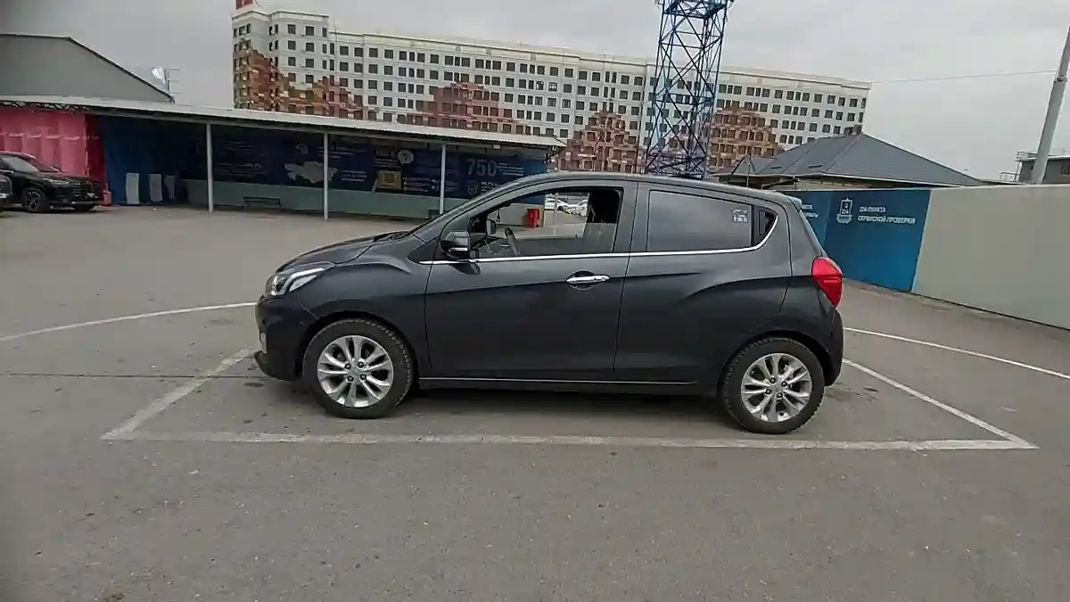 Chevrolet Spark 2021 года за 4 300 000 тг. в Шымкент