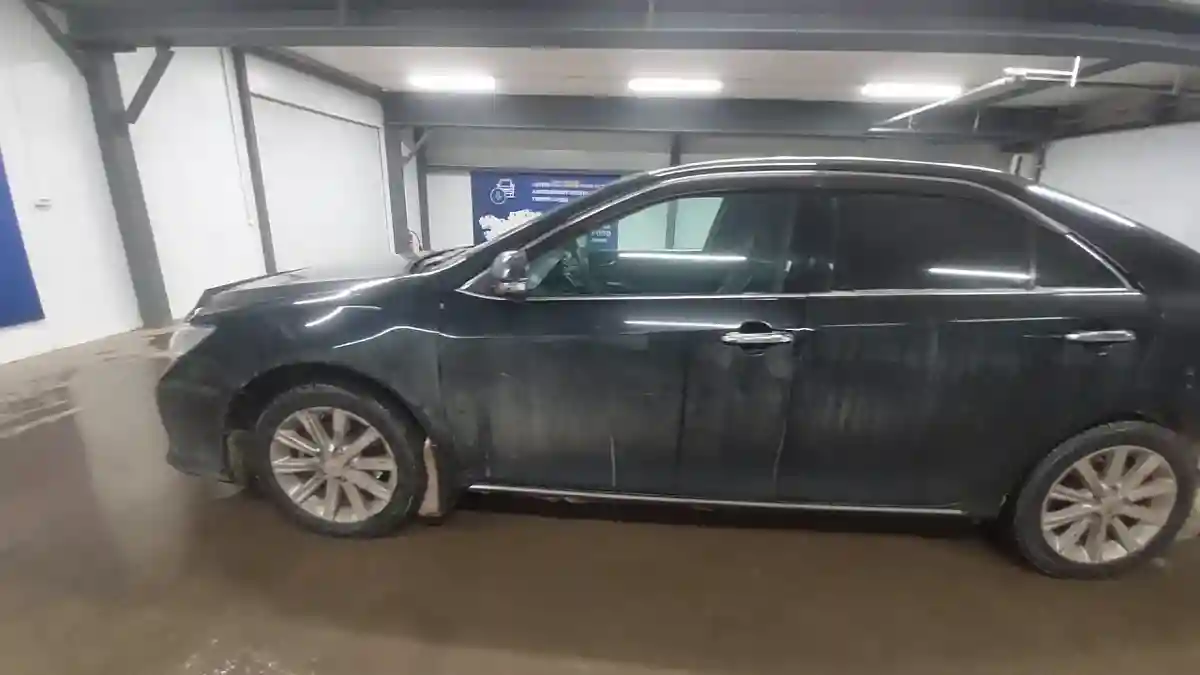 Toyota Camry 2014 года за 10 000 000 тг. в Астана