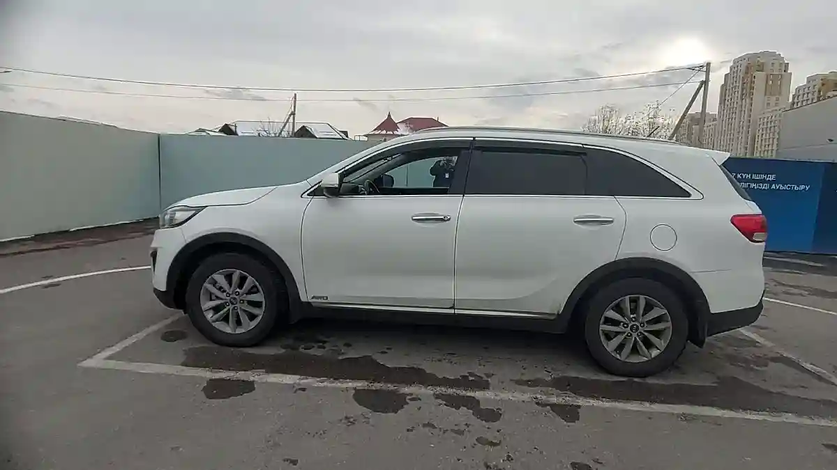 Kia Sorento 2015 года за 9 000 000 тг. в Шымкент