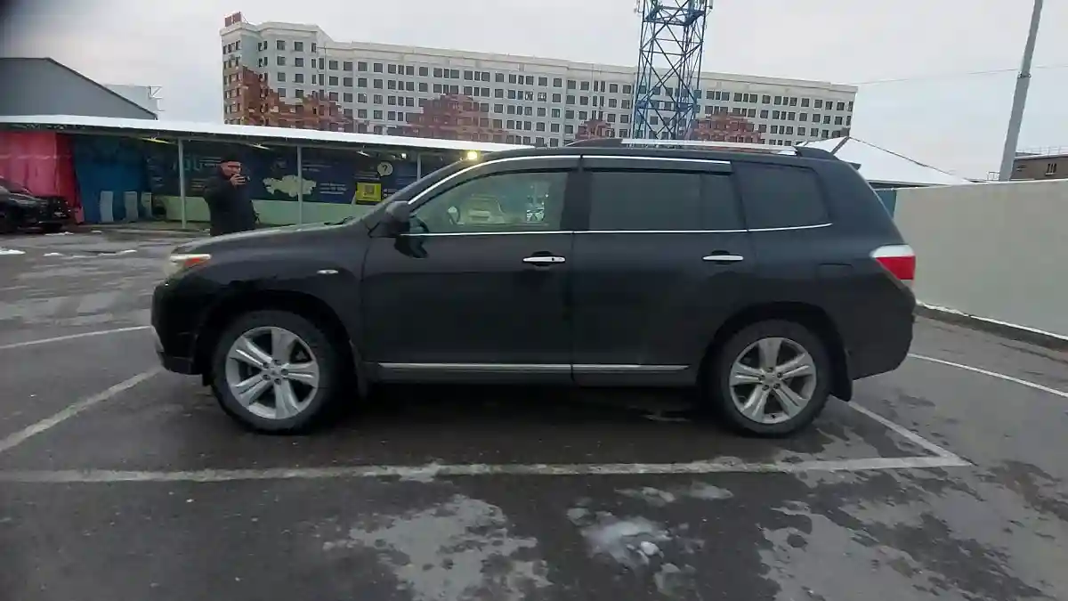 Toyota Highlander 2011 года за 11 000 000 тг. в Шымкент