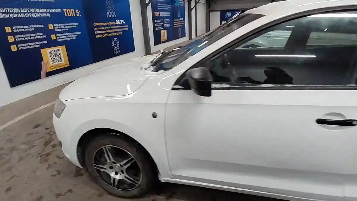 Skoda Rapid 2014 года за 4 000 000 тг. в Астана