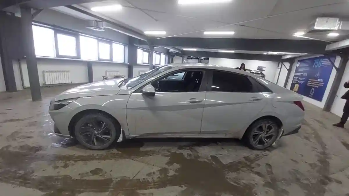 Hyundai Elantra 2021 года за 8 000 000 тг. в Астана