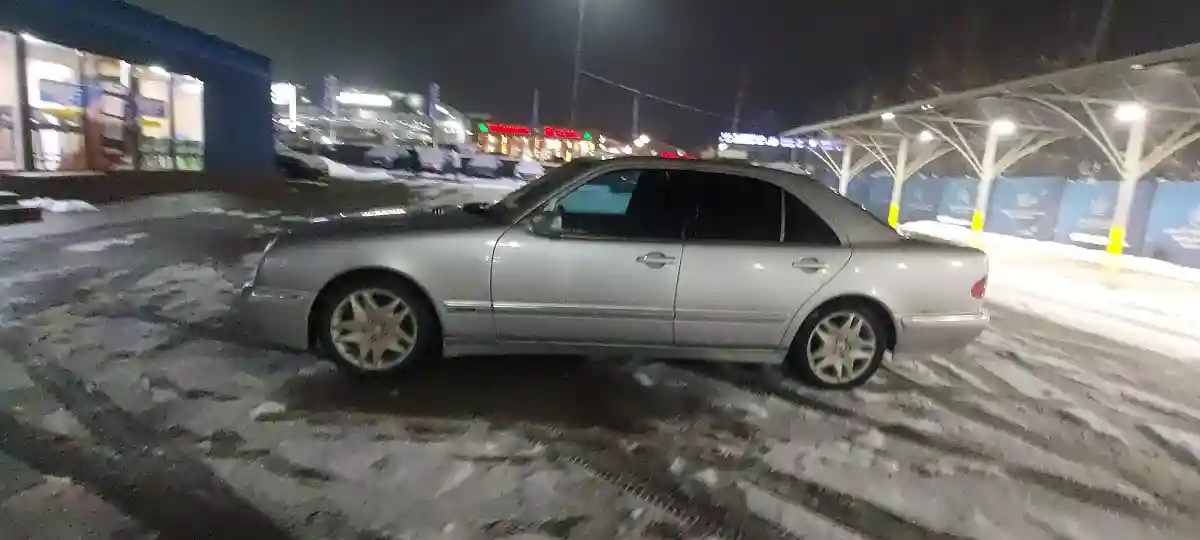 Mercedes-Benz E-Класс 2000 года за 4 500 000 тг. в Алматы