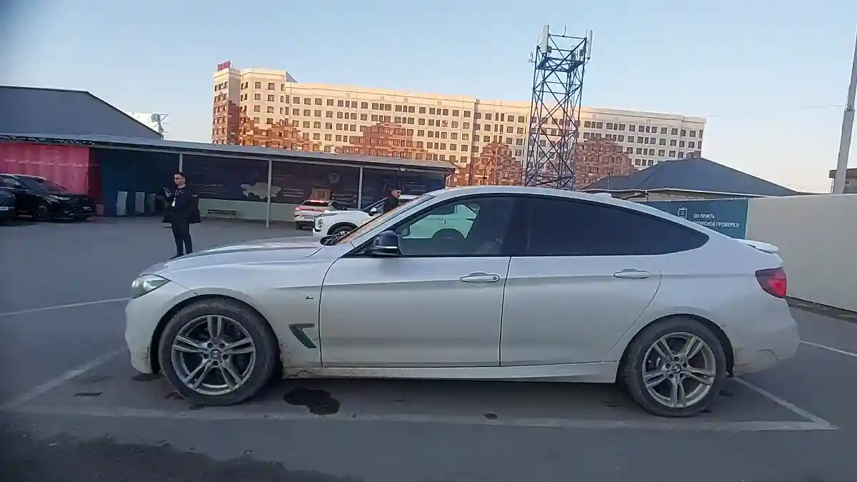 BMW 3 серии 2020 года за 19 000 000 тг. в Шымкент