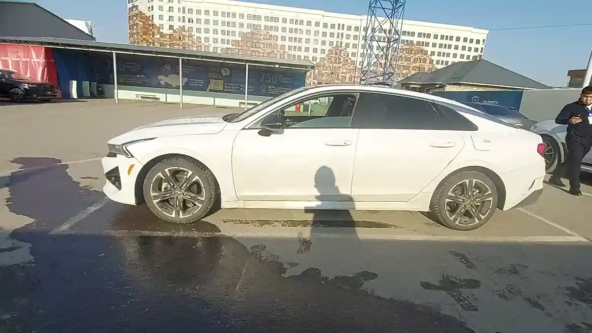 Kia K5 2021 года за 12 000 000 тг. в Шымкент