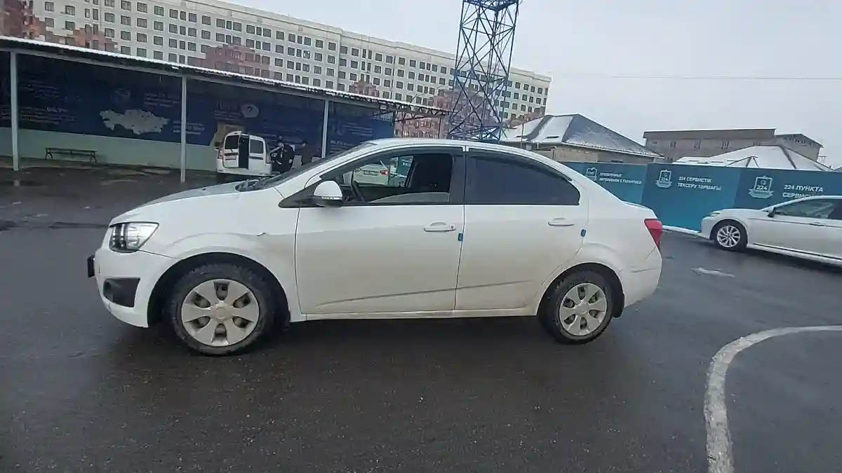 Chevrolet Aveo 2014 года за 3 500 000 тг. в Шымкент