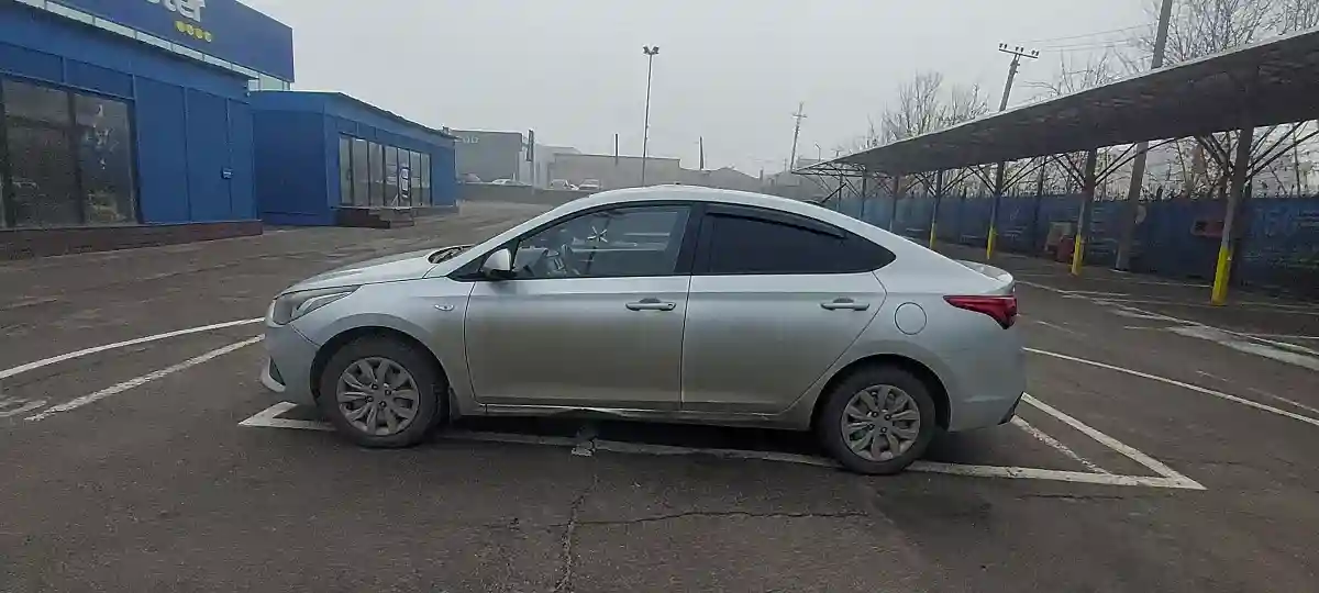 Hyundai Accent 2019 года за 5 000 000 тг. в Алматы