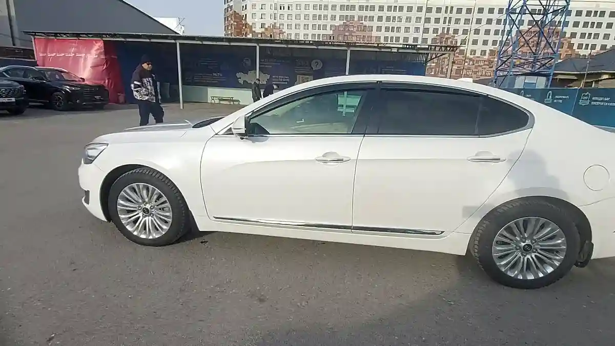 Kia Cadenza 2015 года за 9 000 000 тг. в Шымкент