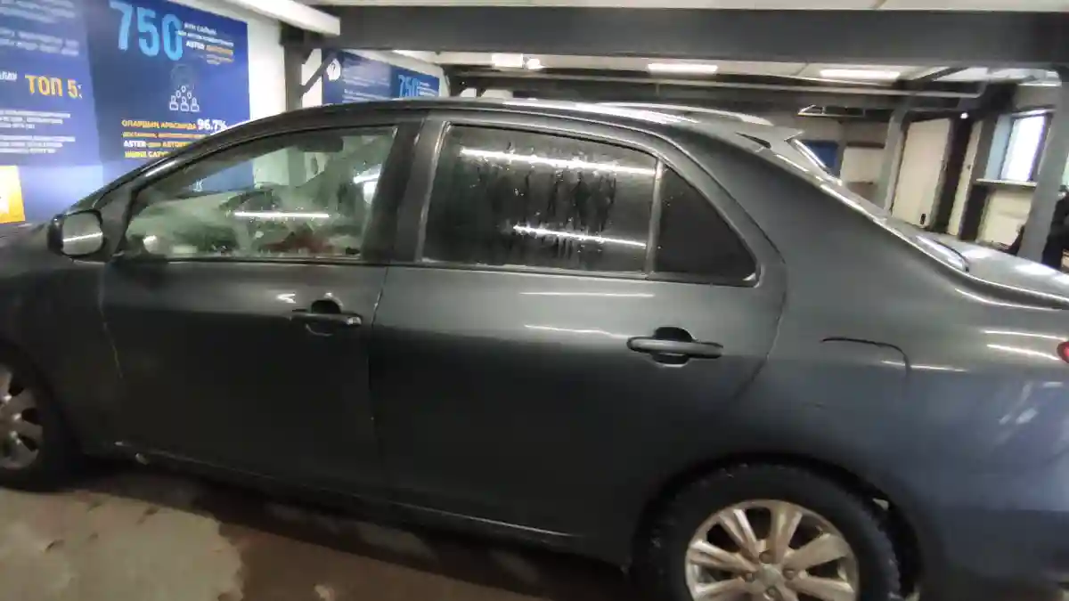 Toyota Yaris 2008 года за 4 000 000 тг. в Астана