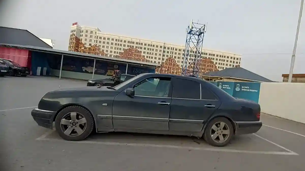 Mercedes-Benz E-Класс 1996 года за 2 000 000 тг. в Шымкент