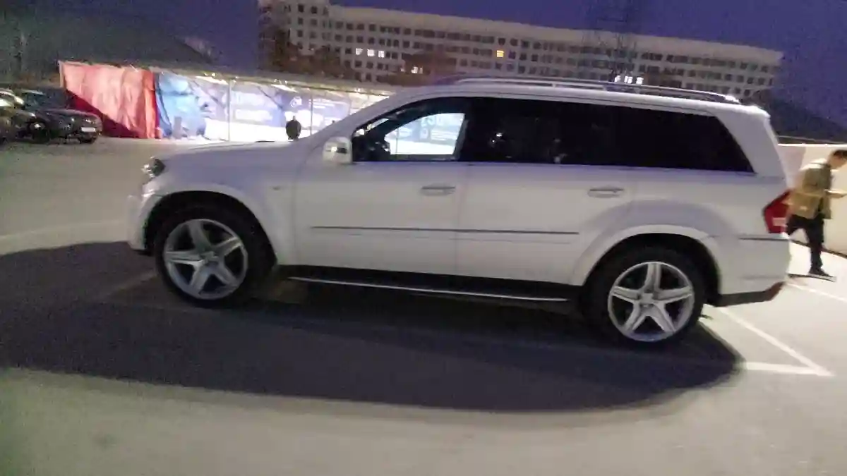 Mercedes-Benz GL-Класс 2012 года за 16 000 000 тг. в Шымкент