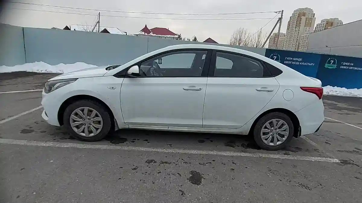 Hyundai Accent 2018 года за 6 500 000 тг. в Шымкент