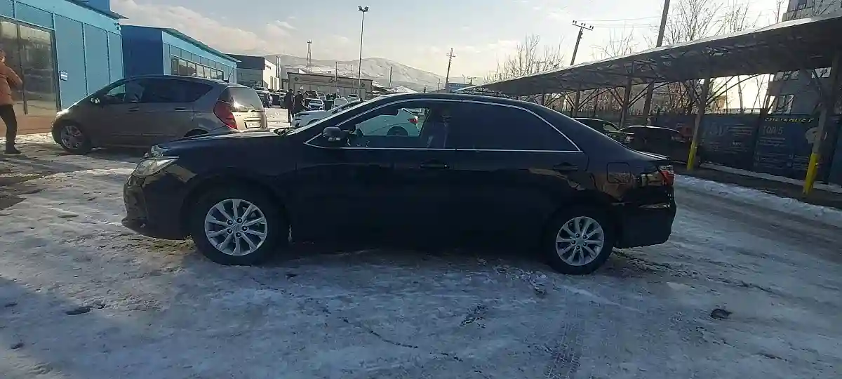 Toyota Camry 2015 года за 10 000 000 тг. в Алматы