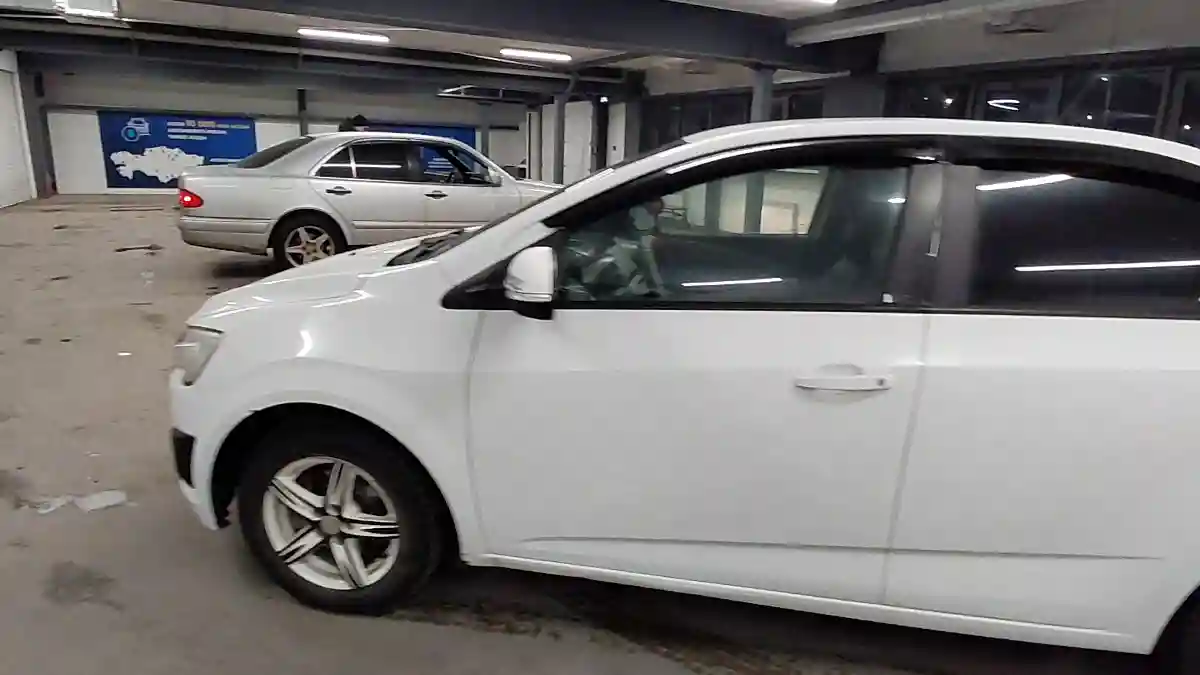 Chevrolet Aveo 2014 года за 4 000 000 тг. в Астана