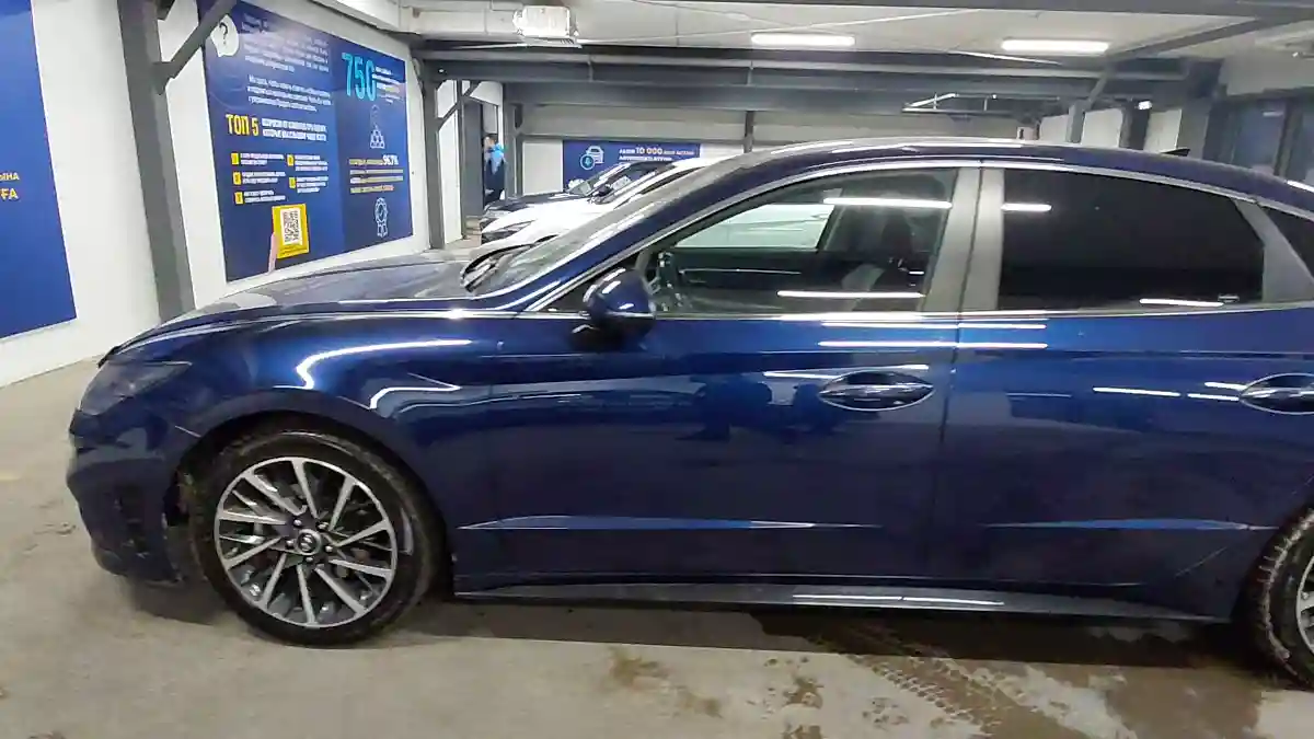 Hyundai Sonata 2020 года за 10 000 000 тг. в Астана