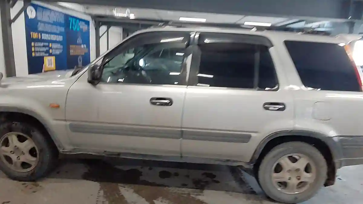 Honda CR-V 1995 года за 2 800 000 тг. в Астана