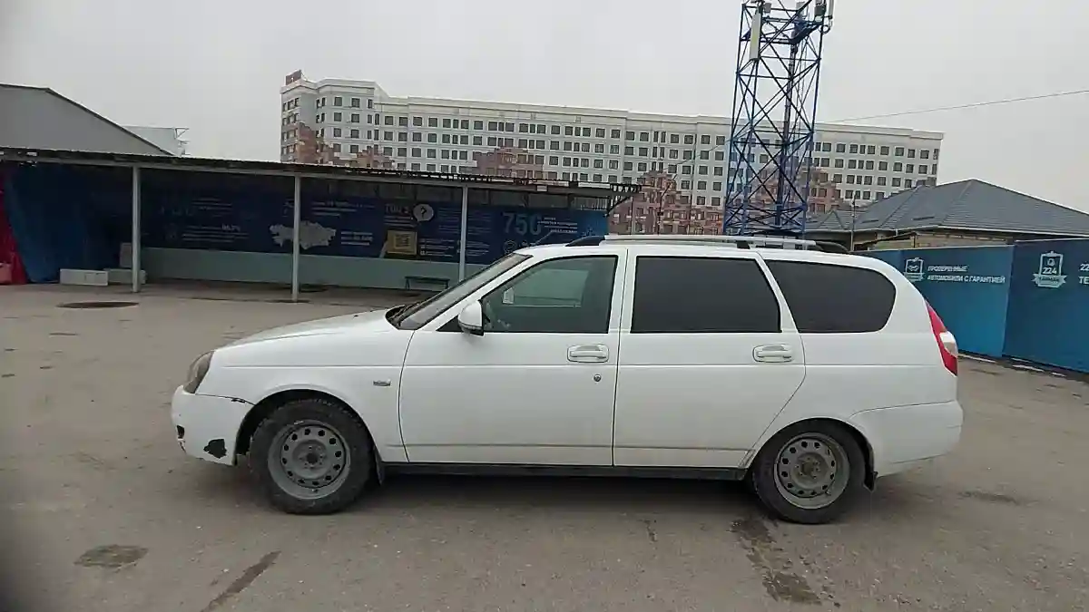 LADA (ВАЗ) Priora 2015 года за 2 500 000 тг. в Шымкент