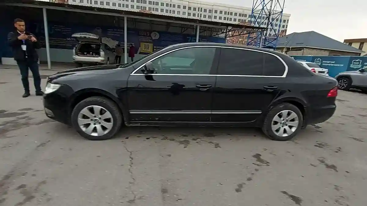 Skoda Superb 2010 года за 4 000 000 тг. в Шымкент