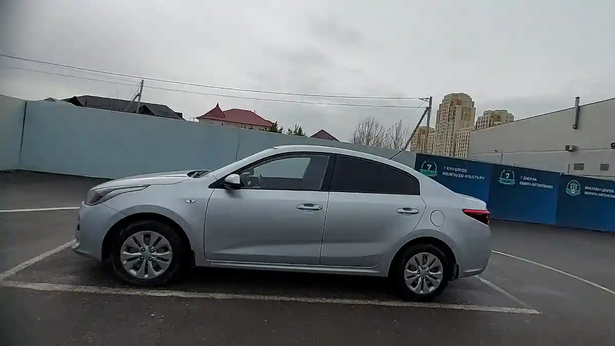 Kia Rio 2019 года за 7 800 000 тг. в Шымкент