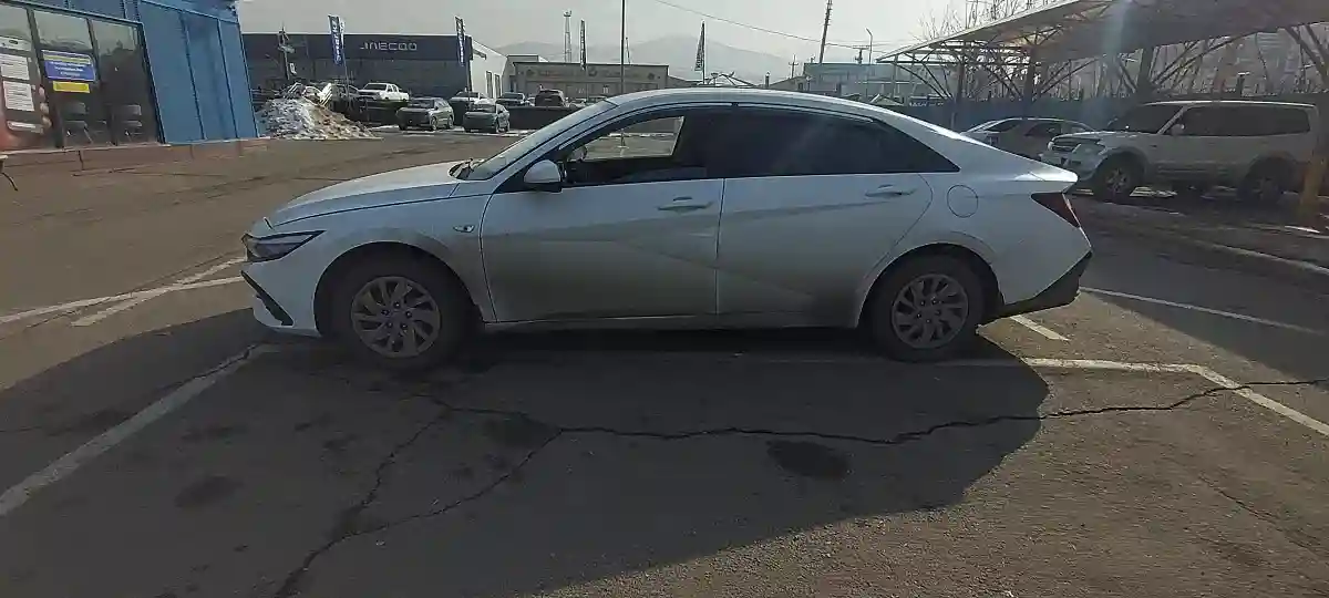 Hyundai Elantra 2024 года за 9 800 000 тг. в Алматы
