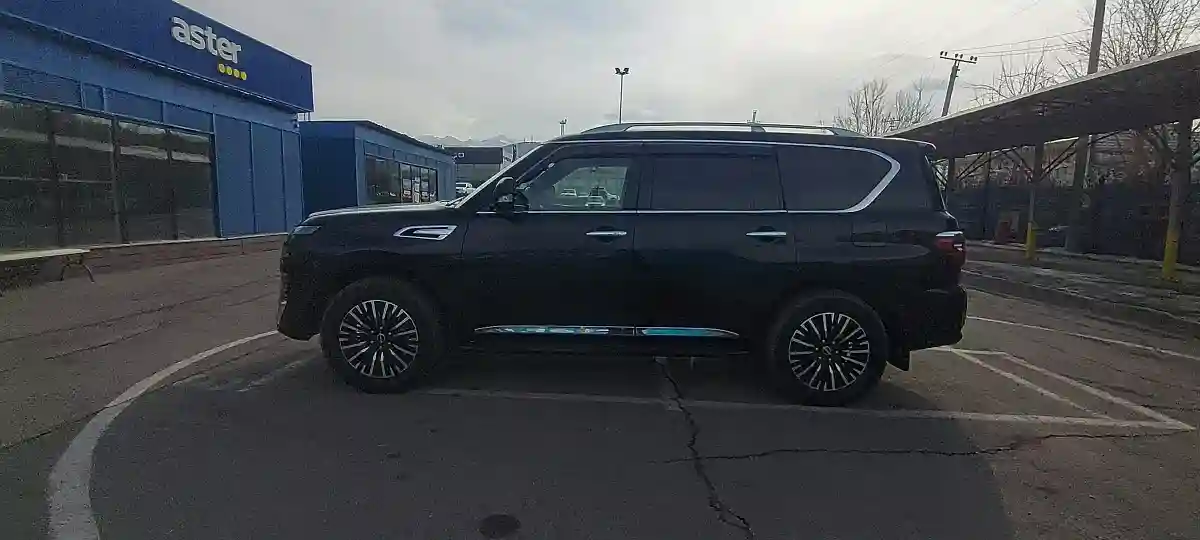 Nissan Patrol 2022 года за 35 000 000 тг. в Алматы