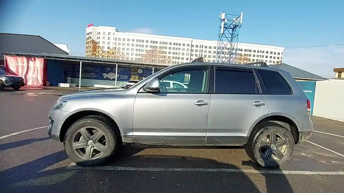 Volkswagen Touareg 2008 года за 7 000 000 тг. в Шымкент