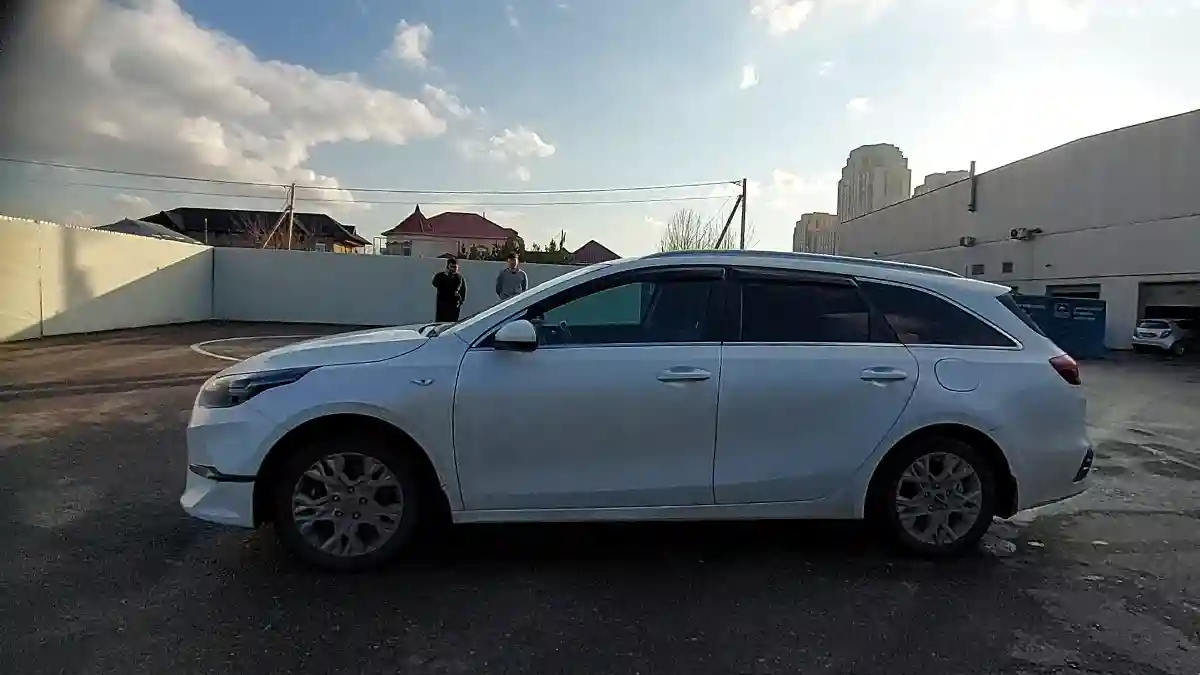 Kia Ceed 2023 года за 9 000 000 тг. в Шымкент