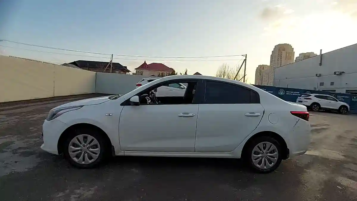 Kia Rio 2018 года за 6 600 000 тг. в Шымкент