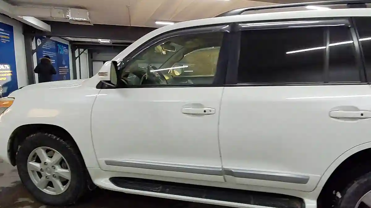 Toyota Land Cruiser 2012 года за 22 000 000 тг. в Астана