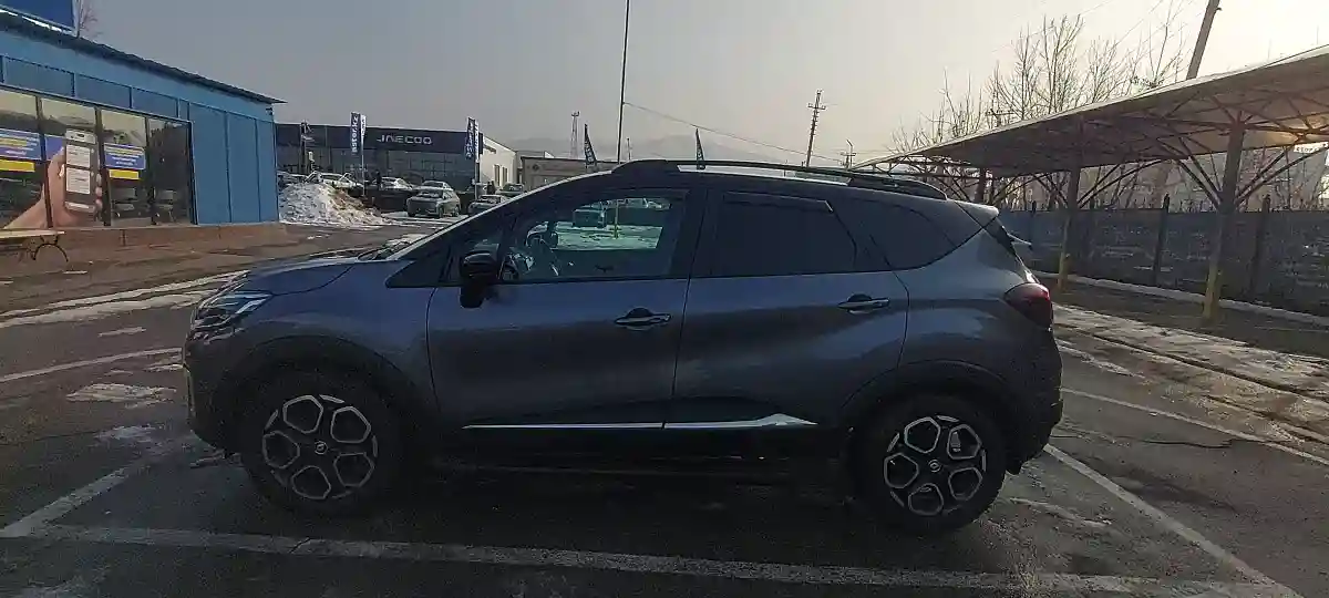 Renault Kaptur 2022 года за 7 500 000 тг. в Алматы
