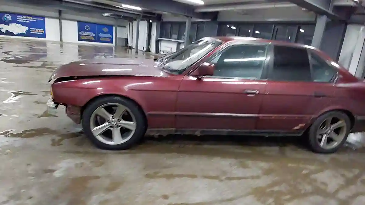 BMW 5 серии 1991 года за 1 700 000 тг. в Астана