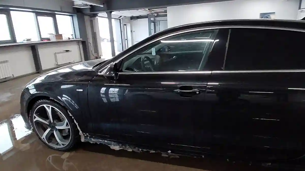 Audi A7 2012 года за 13 500 000 тг. в Астана
