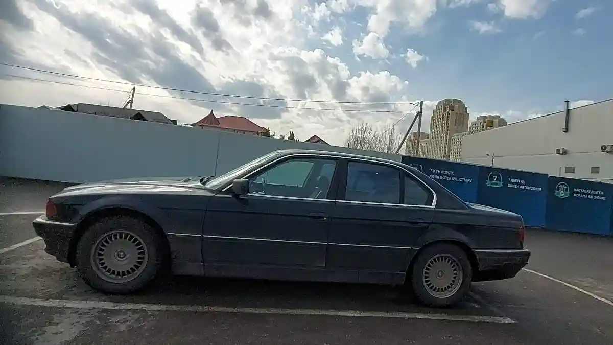 BMW 7 серии 1996 года за 5 000 000 тг. в Шымкент