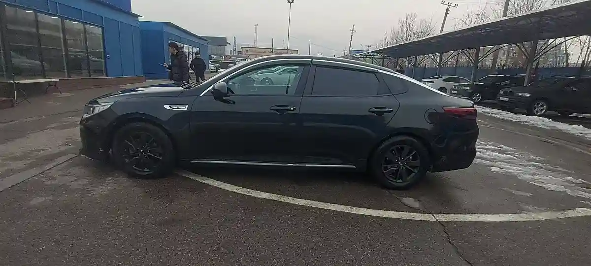 Kia K5 2018 года за 8 000 000 тг. в Алматы