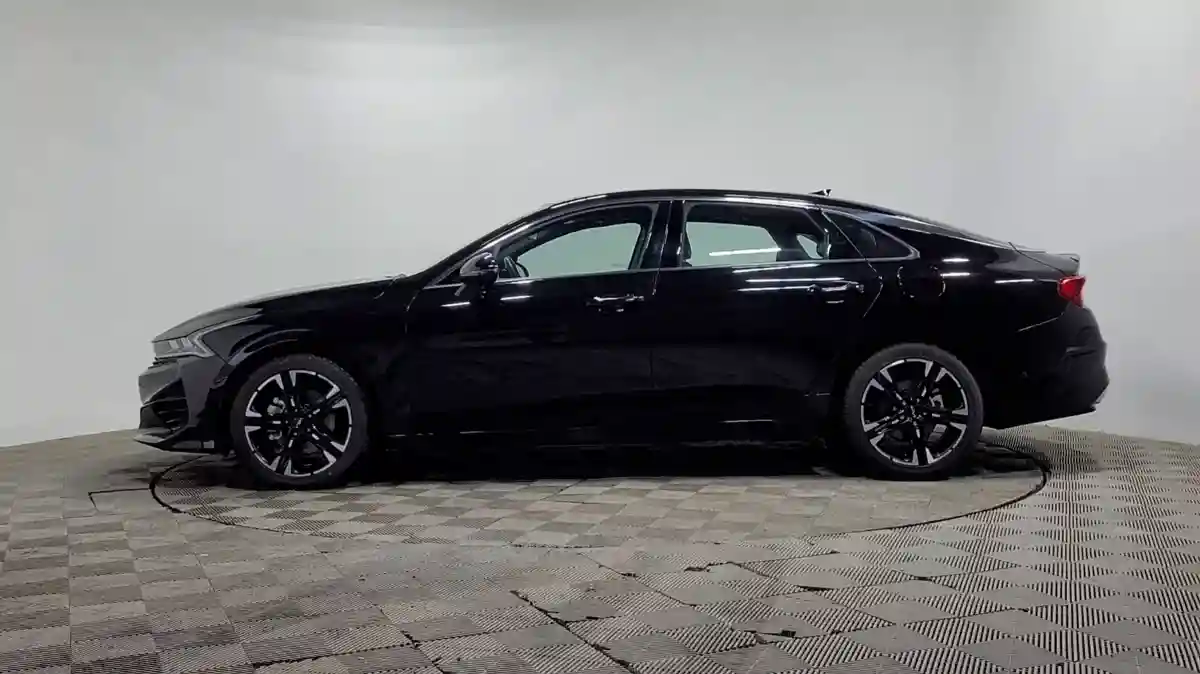 Kia K5 2023 года за 13 000 000 тг. в Алматы