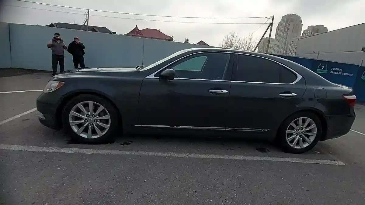 Lexus LS 2008 года за 8 200 000 тг. в Шымкент
