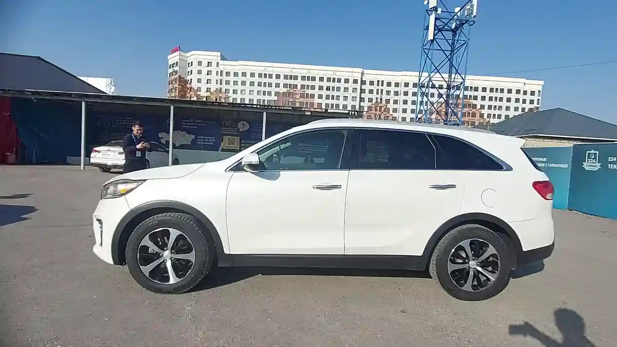 Kia Sorento 2016 года за 12 000 000 тг. в Шымкент