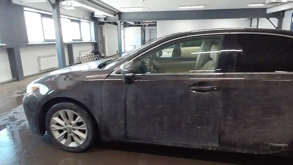 Lexus ES 2012 года за 10 000 000 тг. в Астана