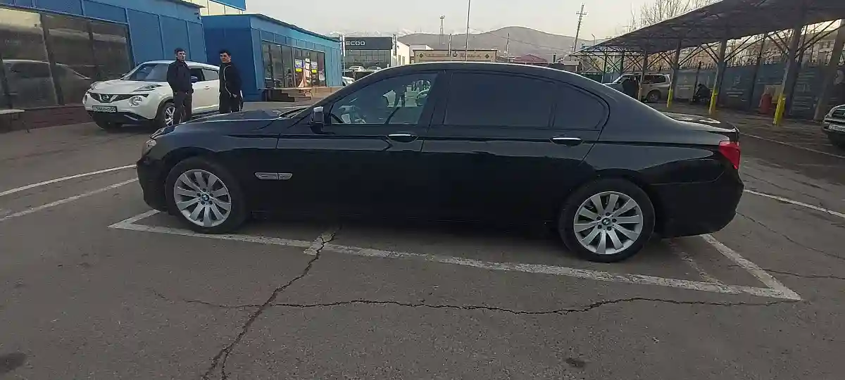 BMW 7 серии 2010 года за 6 500 000 тг. в Алматы
