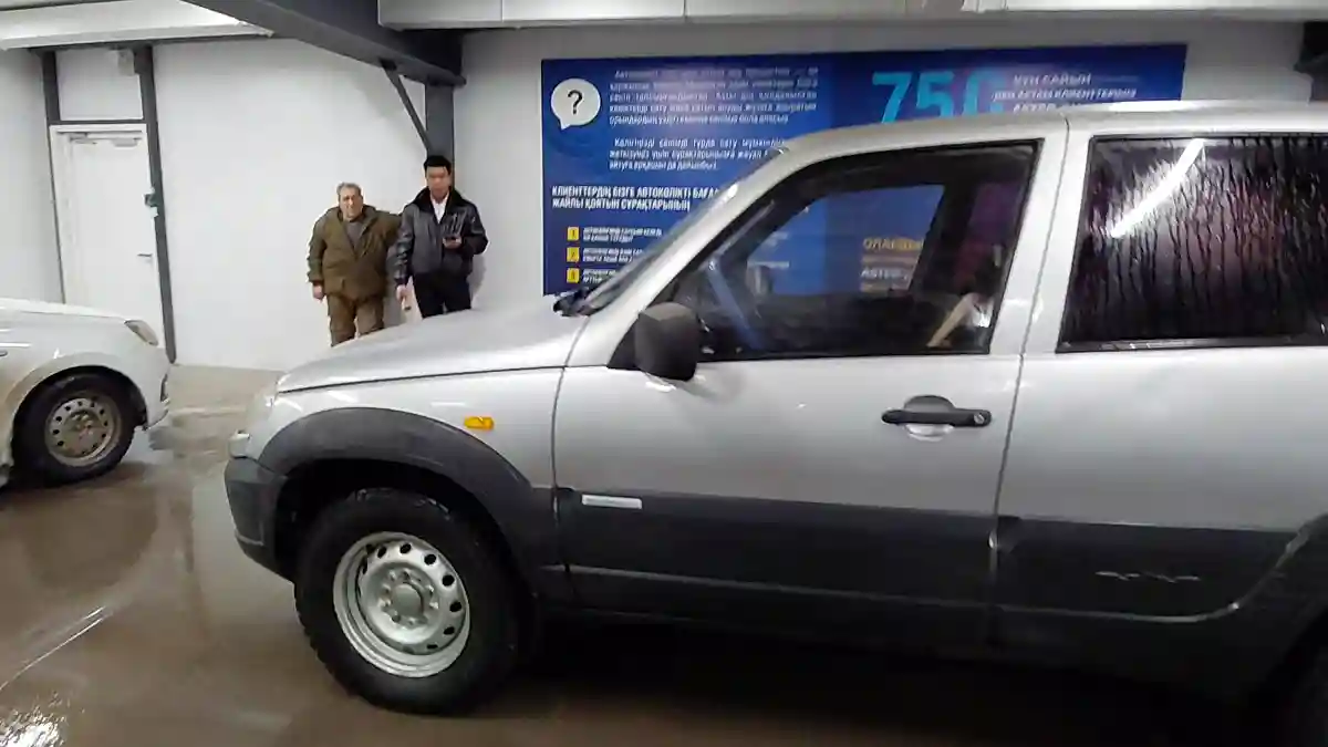 Chevrolet Niva 2011 года за 2 500 000 тг. в Астана