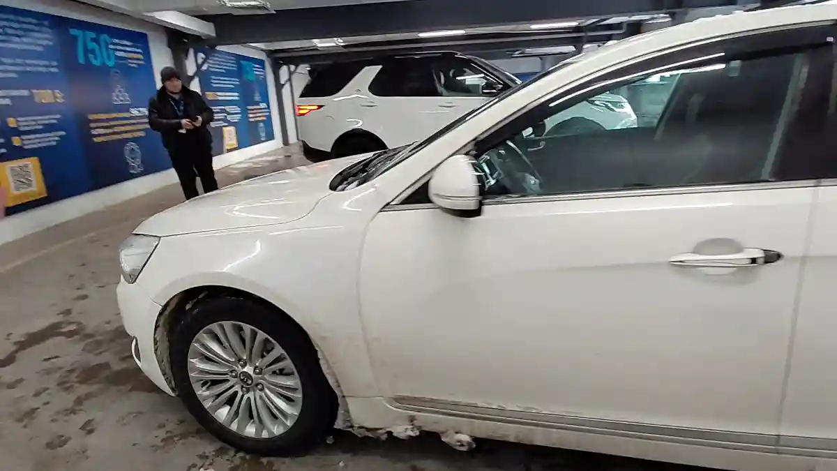 Kia Cadenza 2015 года за 6 500 000 тг. в Астана