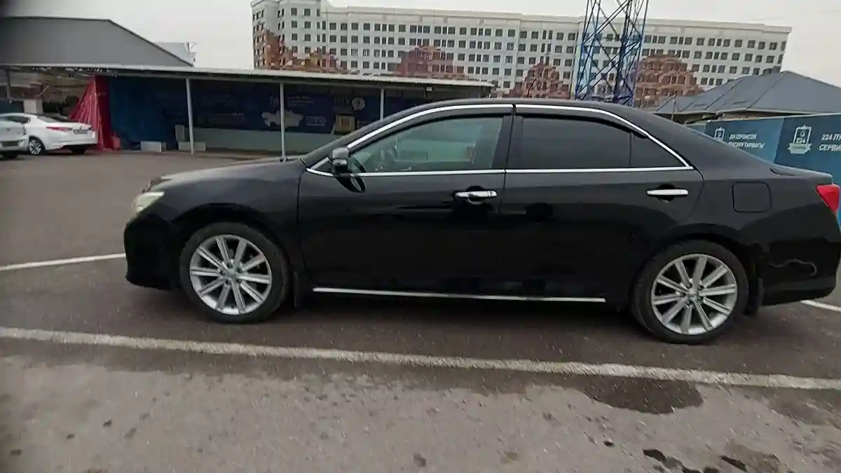 Toyota Camry 2013 года за 8 500 000 тг. в Шымкент
