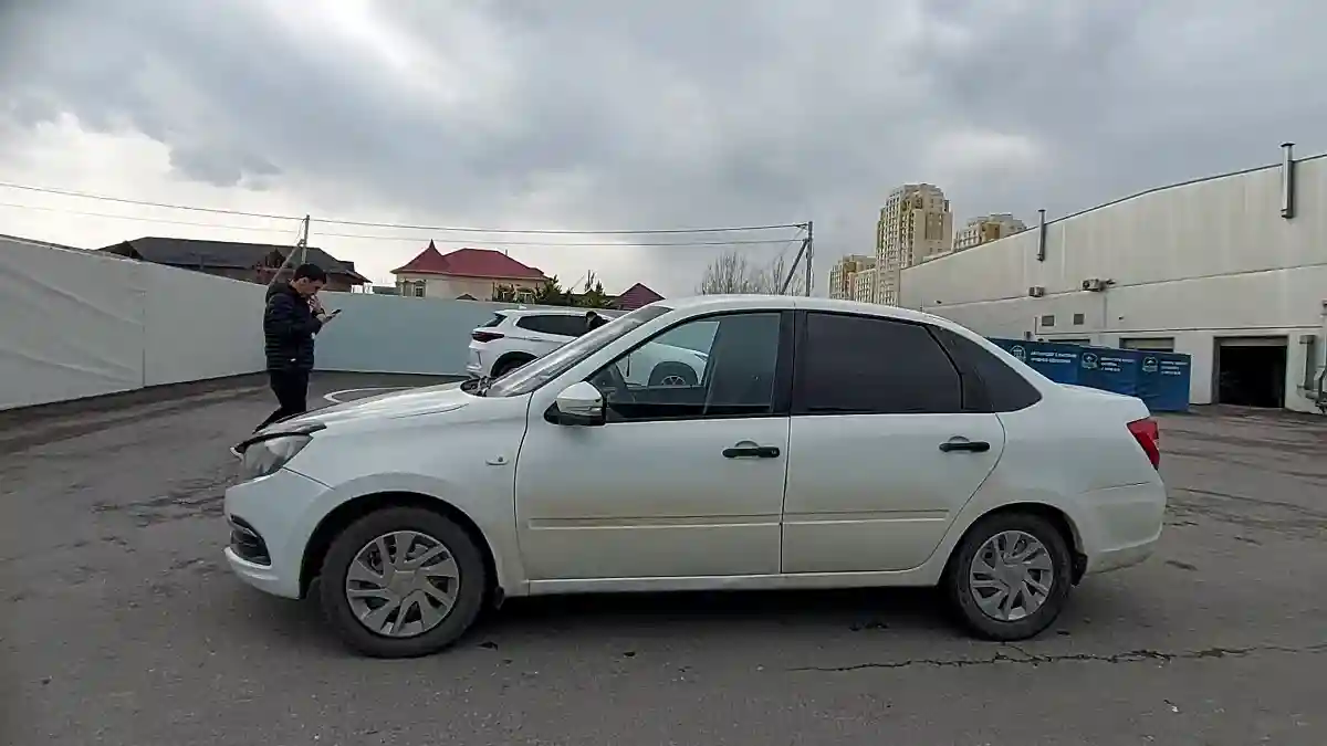LADA (ВАЗ) Granta 2019 года за 3 000 000 тг. в Шымкент