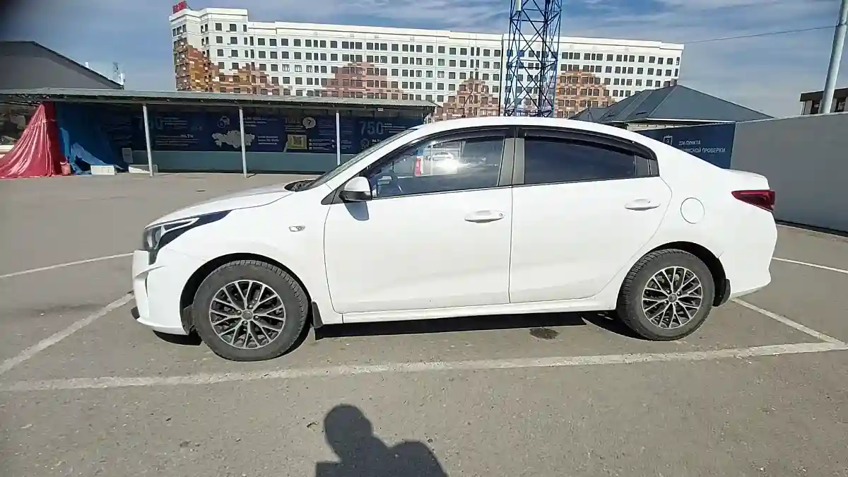 Kia Rio 2021 года за 7 500 000 тг. в Шымкент
