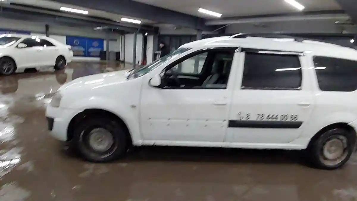 LADA (ВАЗ) Largus 2015 года за 2 900 000 тг. в Астана